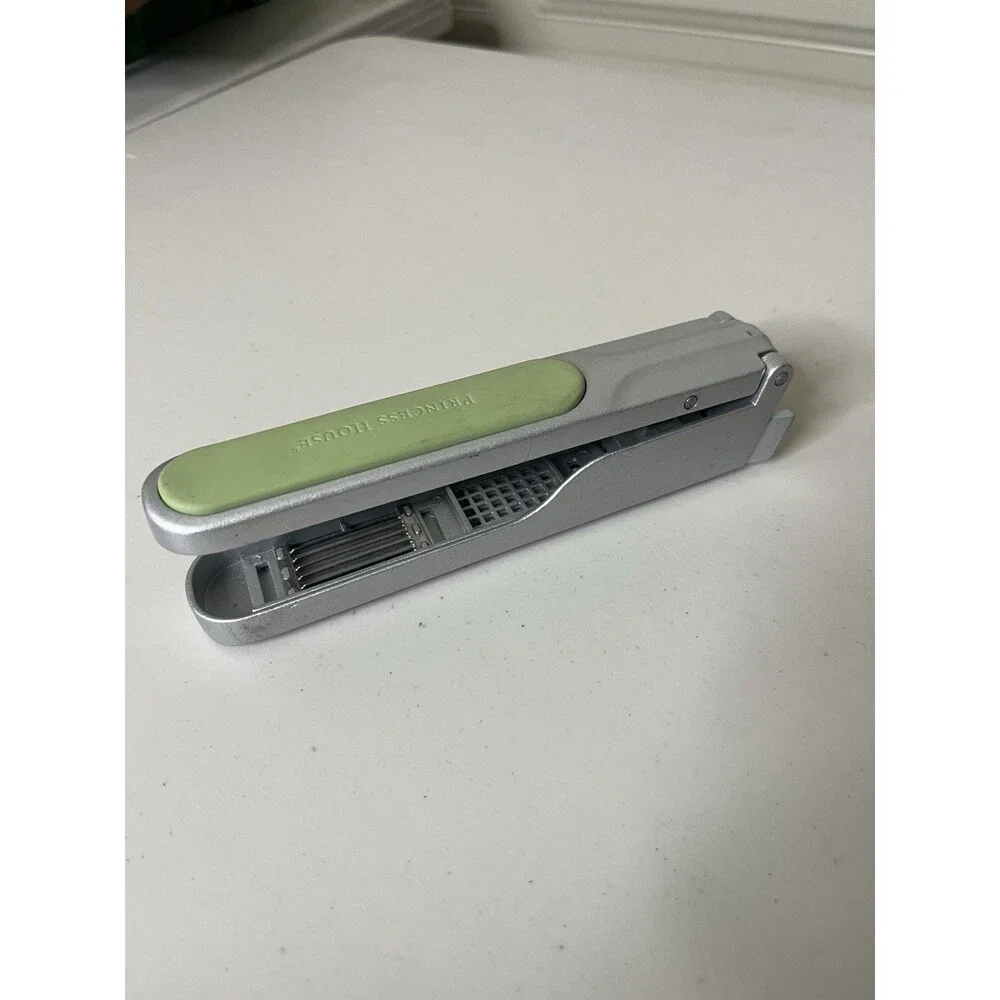 Princess House Garlic Press Green Metal & Silicone